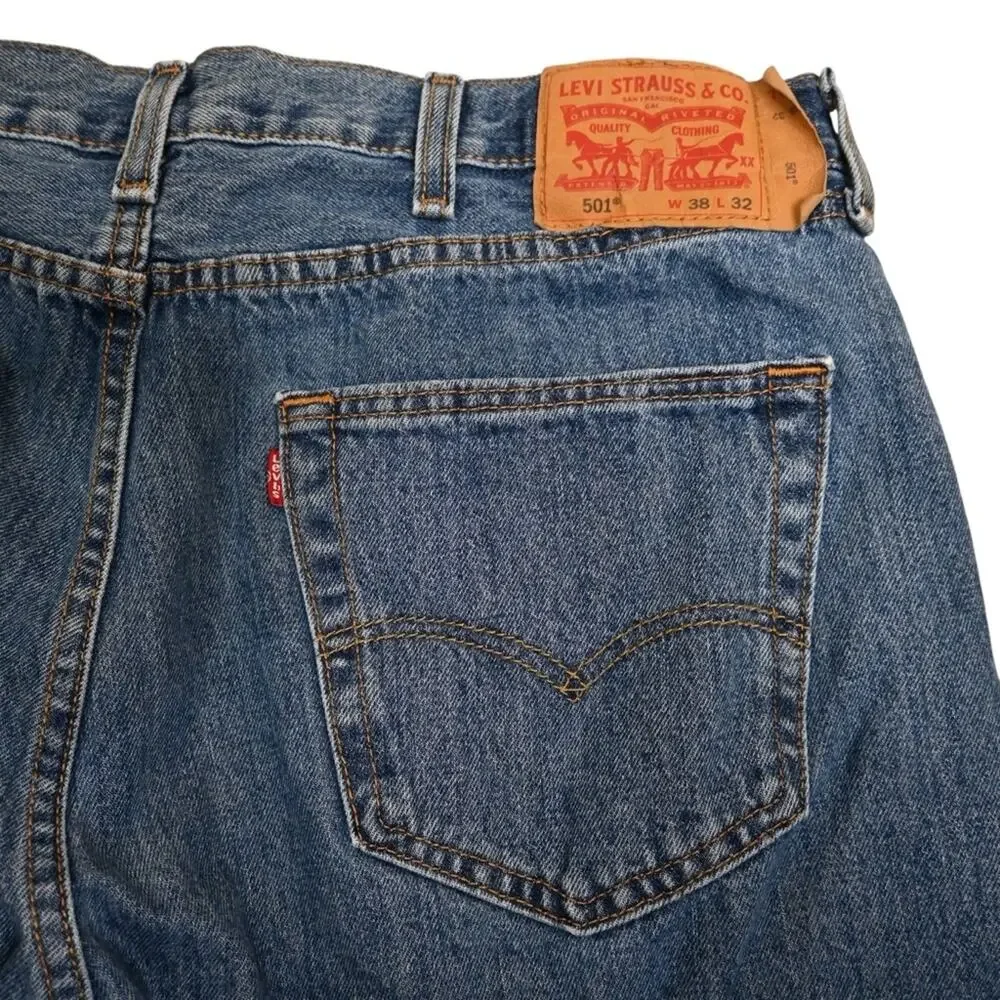 Levi's Men's 501 Straight Leg Button Fly Jean 38x32